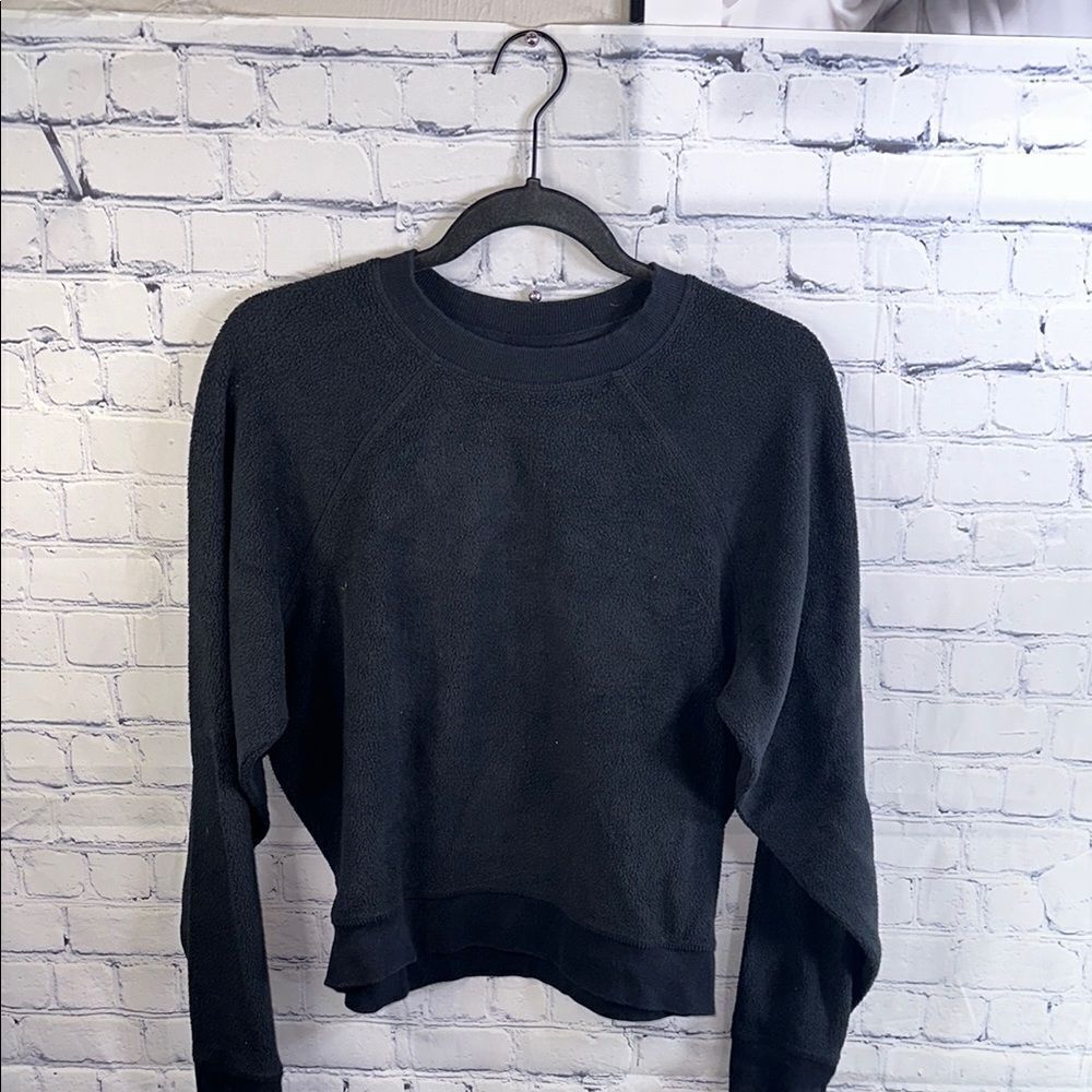 🖤 Topshop Black Crew Neck Sweatshirt - Size 2 - Very Soft and Cozy